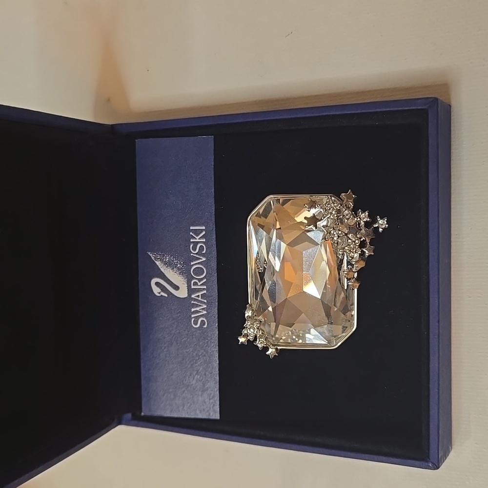 Swarovski Marquess Large Faceted Crystal Brooch Pin NIB